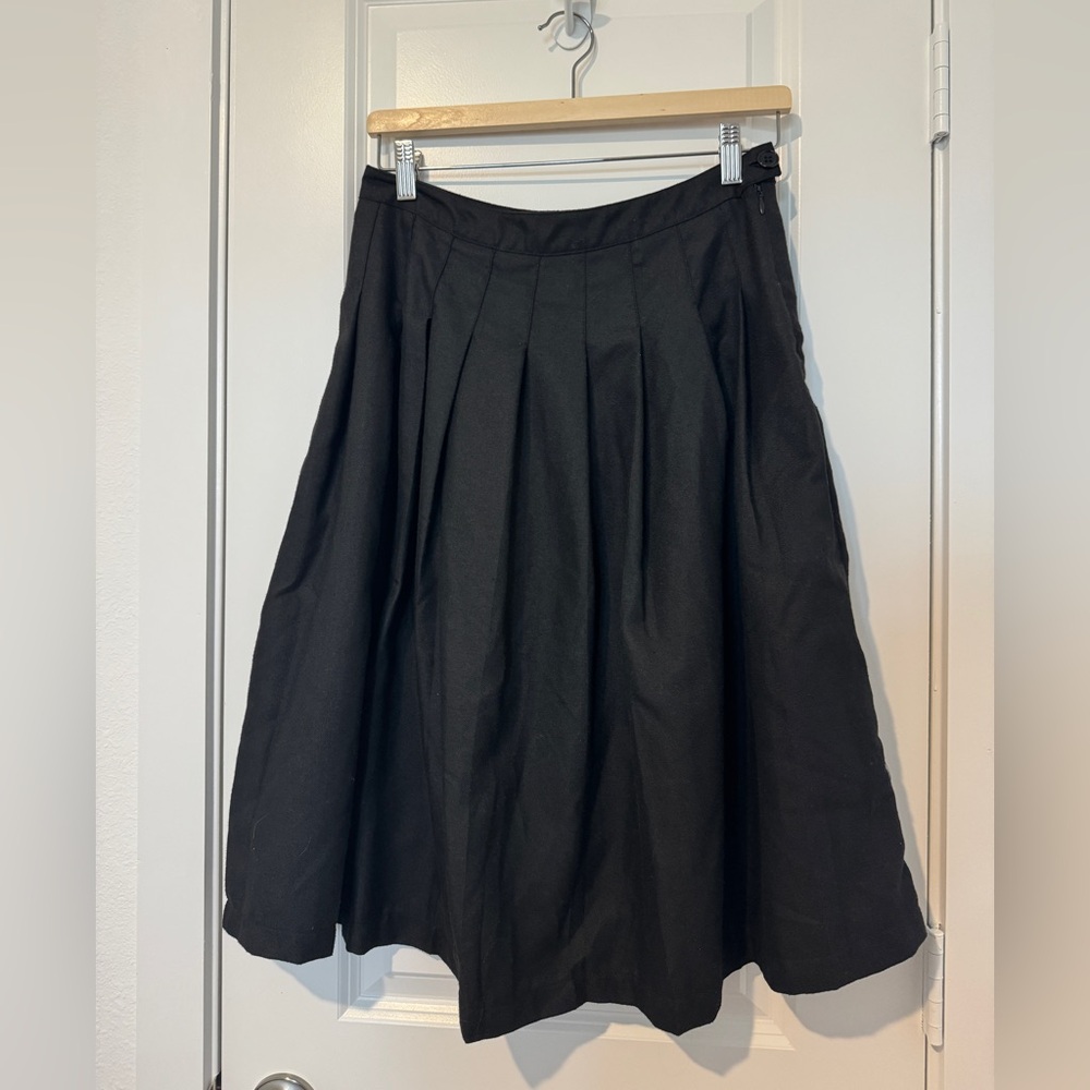 Forever 21 Black A-Line Pleated Skirt